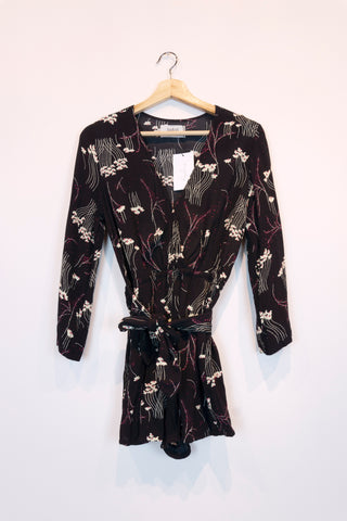 Combinaison Bash - Boutique Popeline - Seconde main, Designers, Marques, Petits Prix - Consignation de vêtements et accessoires pour femmes - Friperie - Montréal, Plateau Mont-Royal