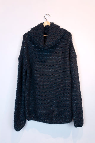 Pull Sarah Pacini - Boutique Popeline - Seconde main, Designers, Marques, Petits Prix - Consignation de vêtements et accessoires pour femmes - Friperie - Montréal, Plateau Mont-Royal