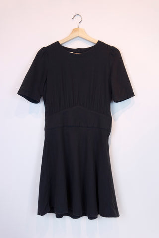 Sessun - Friperie Depot Vente Montreal - Boutique Popeline – Vêtements seconde main & Consignation – Consignment Thrift Store Curated Second Hand