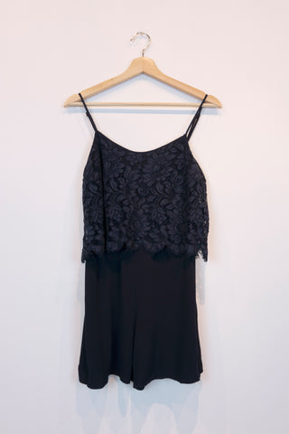 Combinaison Sandro - Boutique Popeline - Seconde main, Designers, Marques, Petits Prix - Consignation de vêtements et accessoires pour femmes - Friperie - Montréal, Plateau Mont-Royal