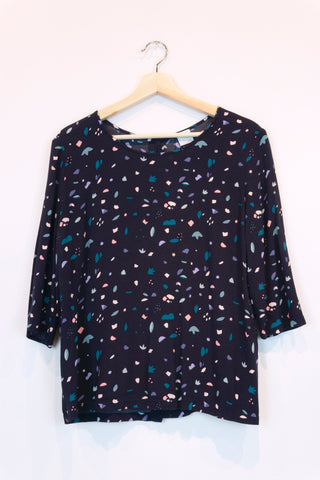 Top Des Petits Hauts - Boutique Popeline -  Seconde main, Designers, Marques, Petits Prix - Consignation de vêtements et accessoires pour femmes - Friperie  - Montréal, Plateau Mont-Royal