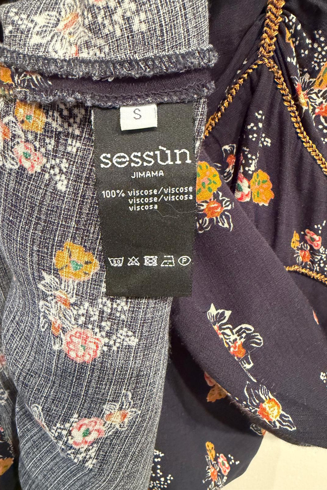 Robe Sessun