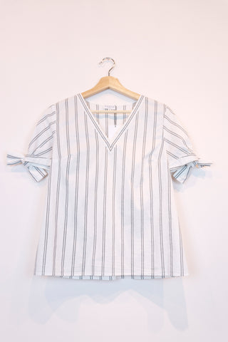 Top Claudie Pierlot - Boutique Popeline -  Seconde main, Designers, Marques, Petits Prix - Consignation de vêtements et accessoires pour femmes - Friperie  - Montréal, Plateau Mont-Royal