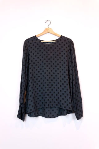 Top Nice Things - Boutique Popeline -  Seconde main, Designers, Marques, Petits Prix - Consignation de vêtements et accessoires pour femmes - Friperie  - Montréal, Plateau Mont-Royal